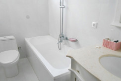 bathroom2